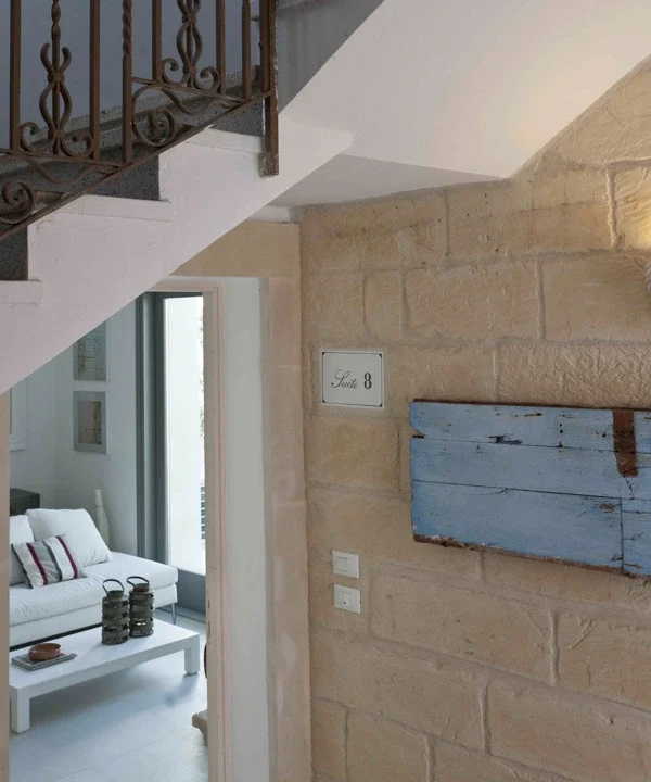 deluxe apartments disponibili presso palazzo dei dondoli a lecce00108
